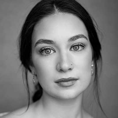 LAUREN DAWES